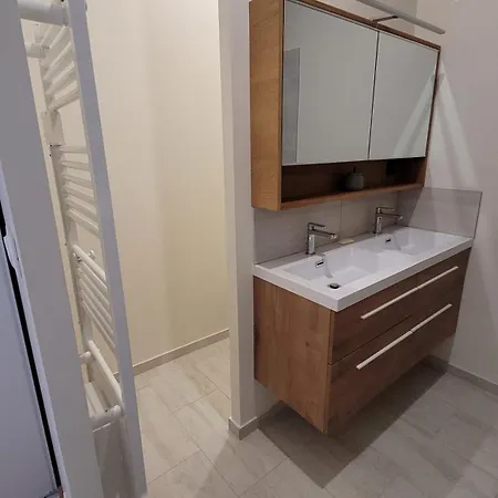 La Pinede, Privatif Au Chateau Apartamento *